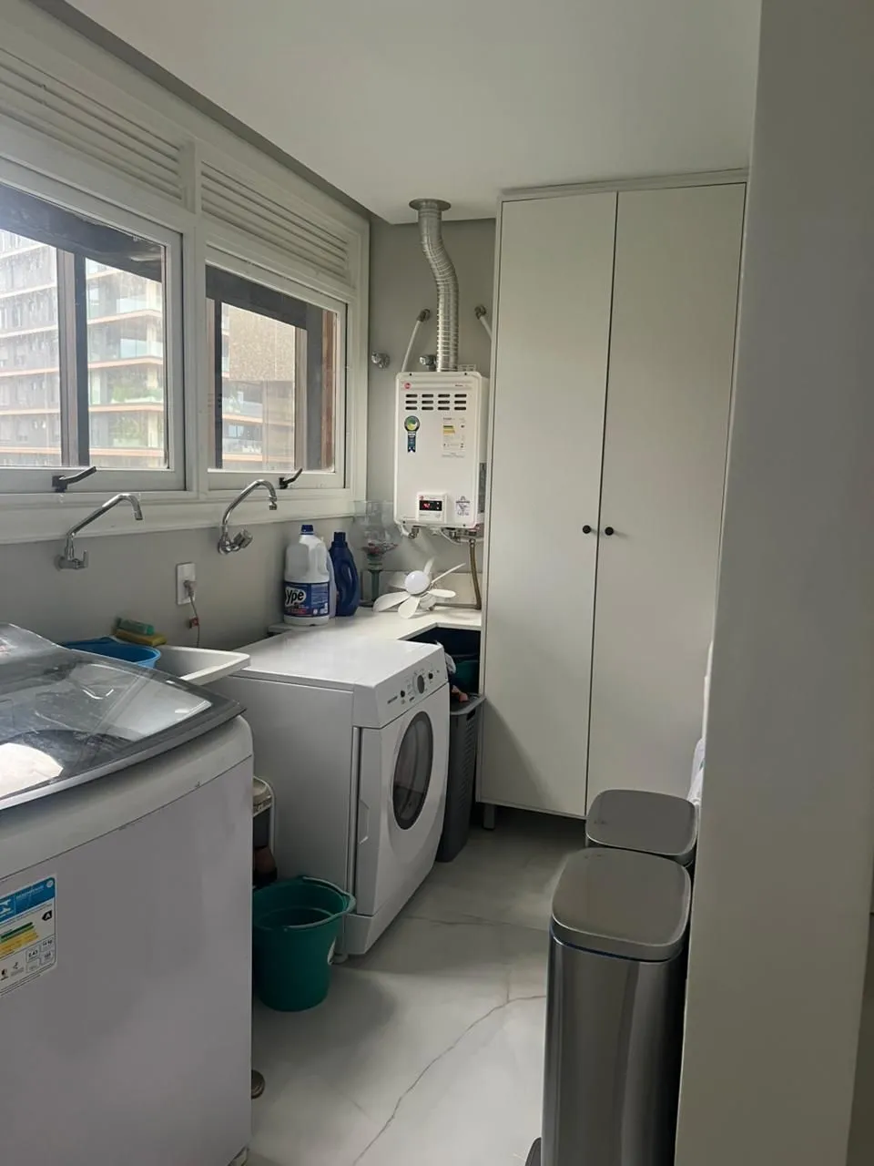 Imagem Vende-se apartamento com 4 suítes, 333m² e 3 vagas - Bela Vista