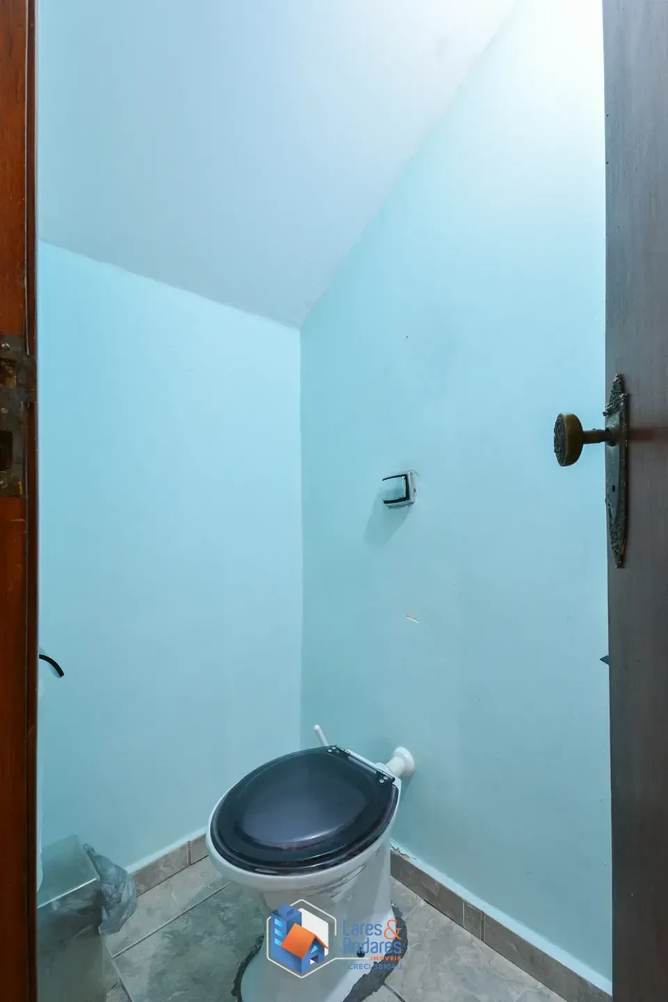 Imagem Casa de vila para venda em Cambuci com 3 quartos, sendo 3 suítes, 200m²