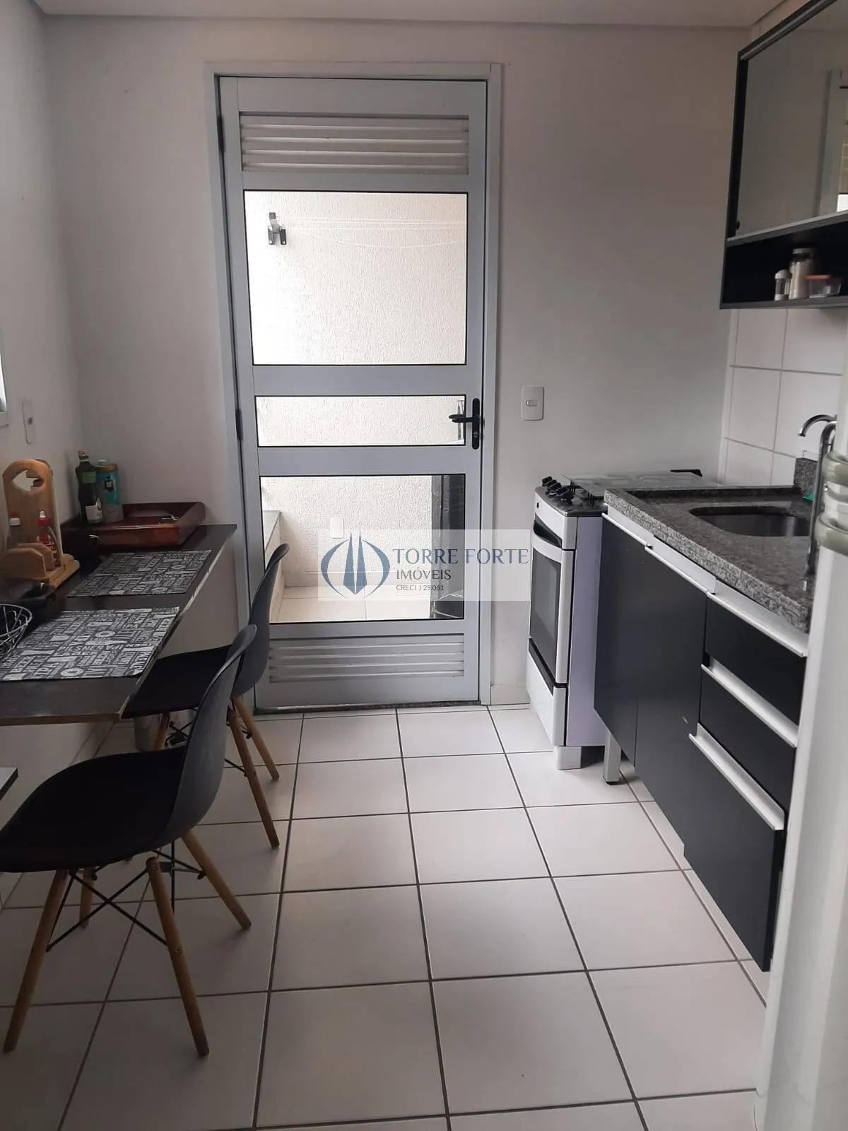Imagem Apartamento Mobiliado na Vila Granada: 1 Dorm com Vaga e Academia