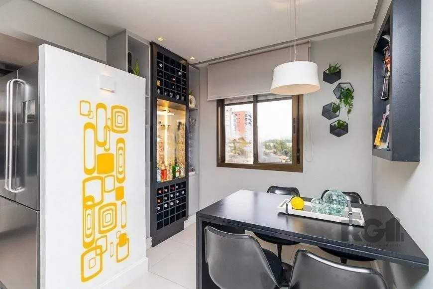 Imagem Apartamento à venda localizado na Rua Jari, no bairro Passo D'areia em Porto Alegre
