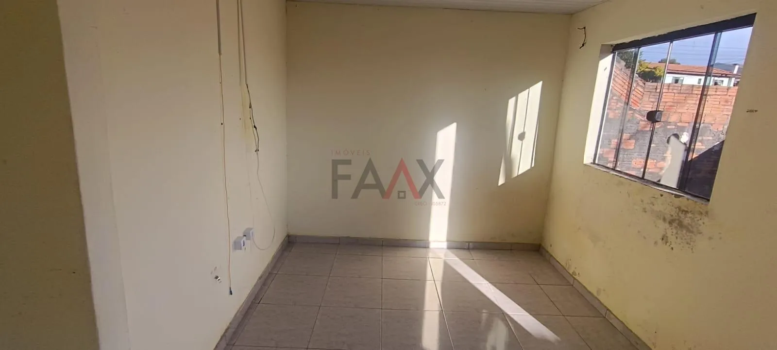 Imagem Casa com 02 Quartos para venda no Boqueirão proximo a comercios. terreno 165m