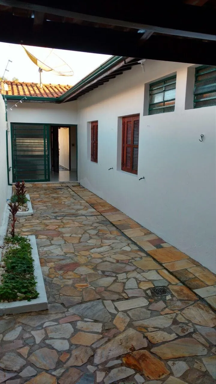 Imagem Casa à venda 3 Quartos, 1 Suite, 2 Vagas, 187.5M², Centro, Pindamonhangaba - SP