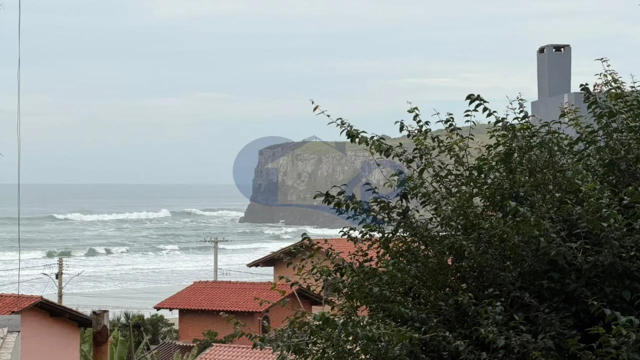 Imagem Apartamento a venda com 1 dormitorio na Praia da Cal/RS