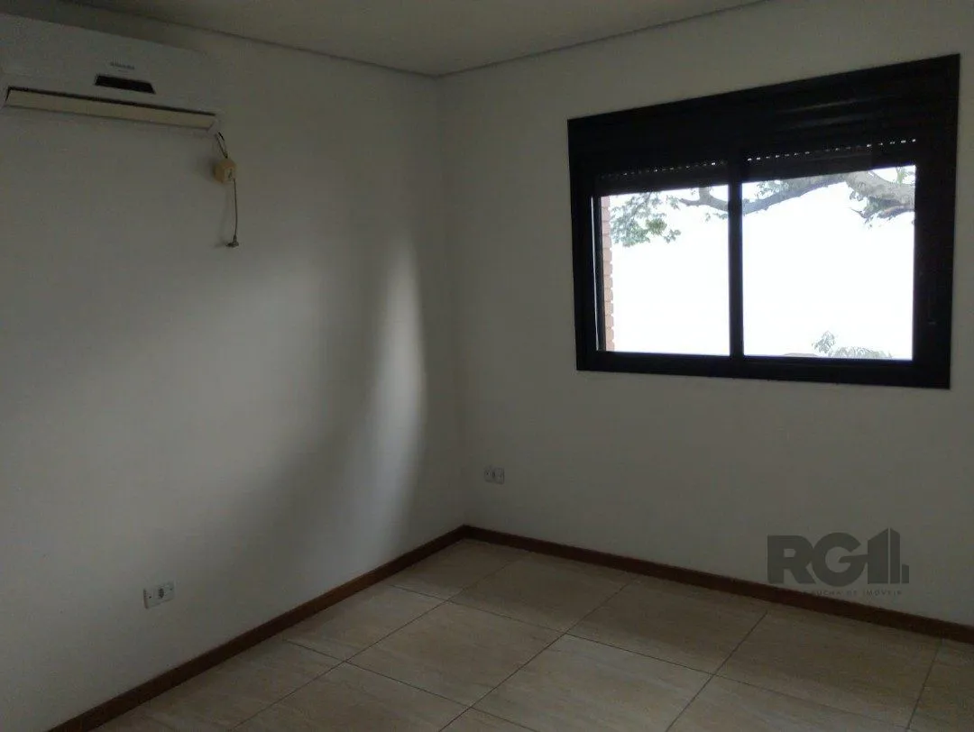 Imagem AMPLA CASA COM PRAIA PRIVATIVA NA ZONA SUL DE POA