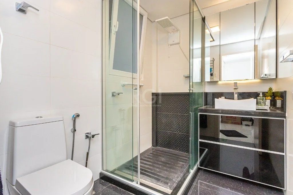 Imagem Apartamento no Centro - 2 dormitórios - reformado e mobiliado