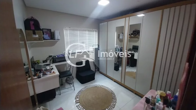 Imagem Casa Com Piscina Espaço Gourmet e Rica em Blindex,Estuda Permuta
