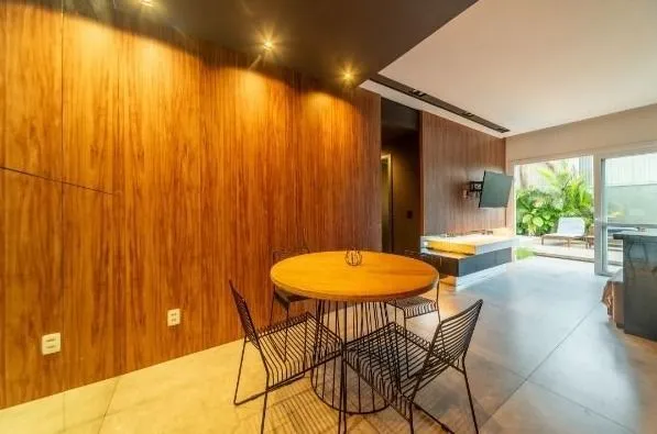 Imagem Garden com piscina privativa à venda no bairro Glória, com 146m² privativos, 2 dormitórios sendo 1 suíte, 1 vaga de garagem.