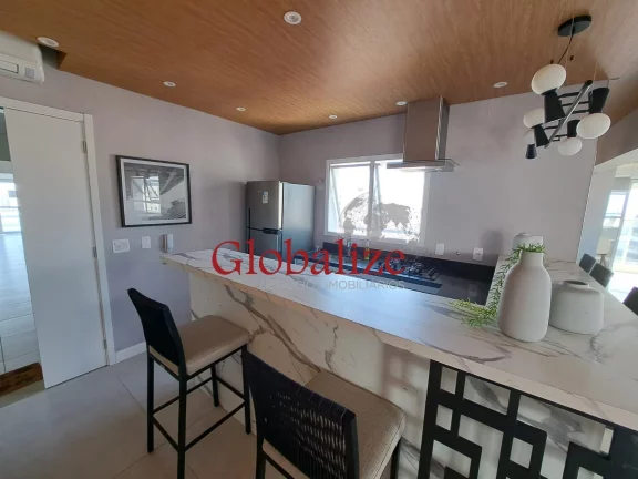 Imagem Apartamento à venda com 82m², 2 suites, varanda com Grill, piscina, vaga demarcada por R$875.000,00 na Ponta da Praia em Santos