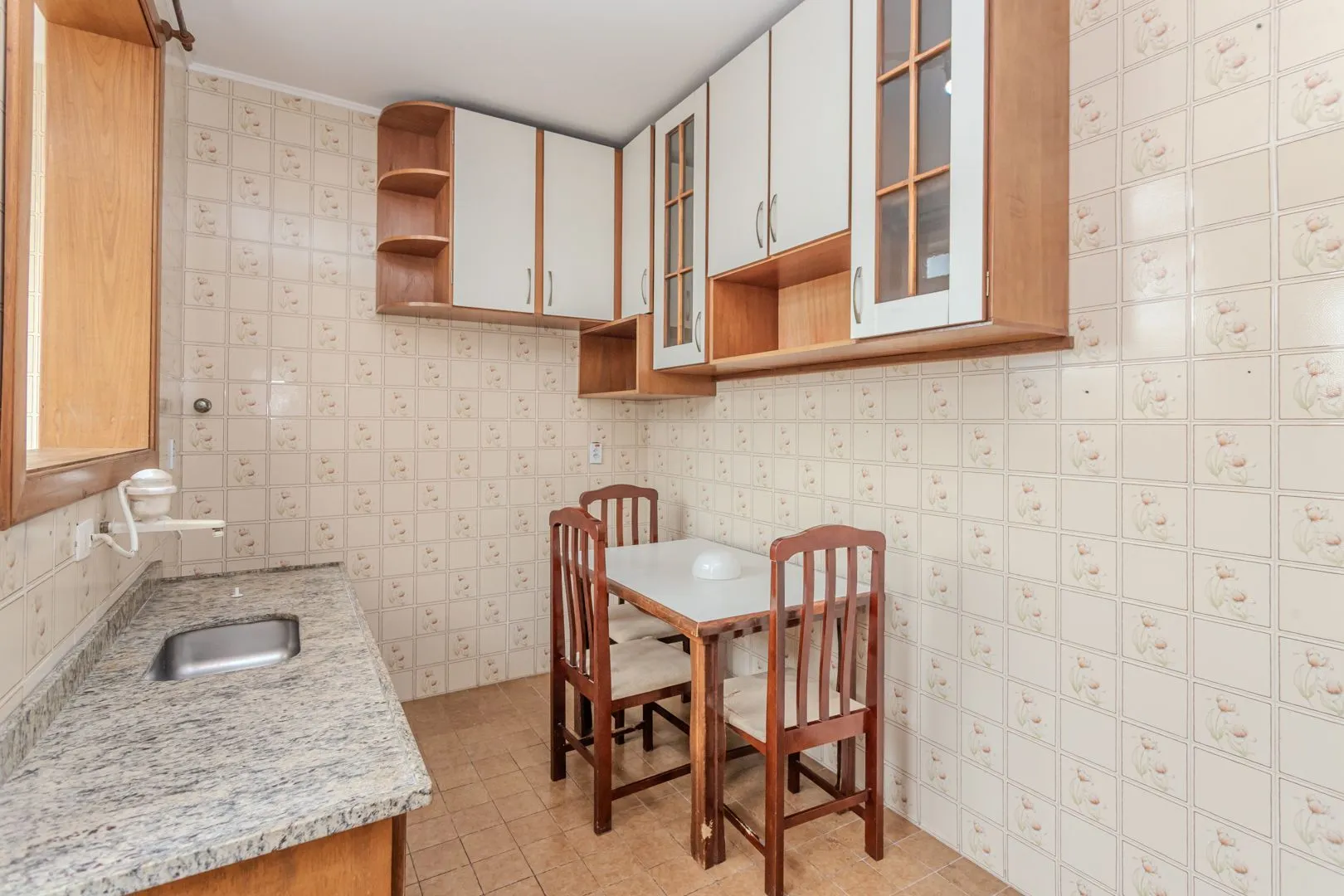 Imagem Apartamento no Jardim Lindóia de 2 dormitórios DESOCUPADO