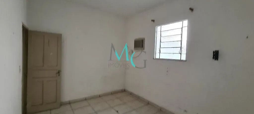 Imagem Casa com 3 dormitórios à venda, 95 m² por R$ 240.000 - Campo Grande - Rio de Janeiro/RJ
