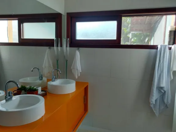 Imagem Sobrado com 3 Quartos à Venda, 480 m² em Felix - Ubatuba