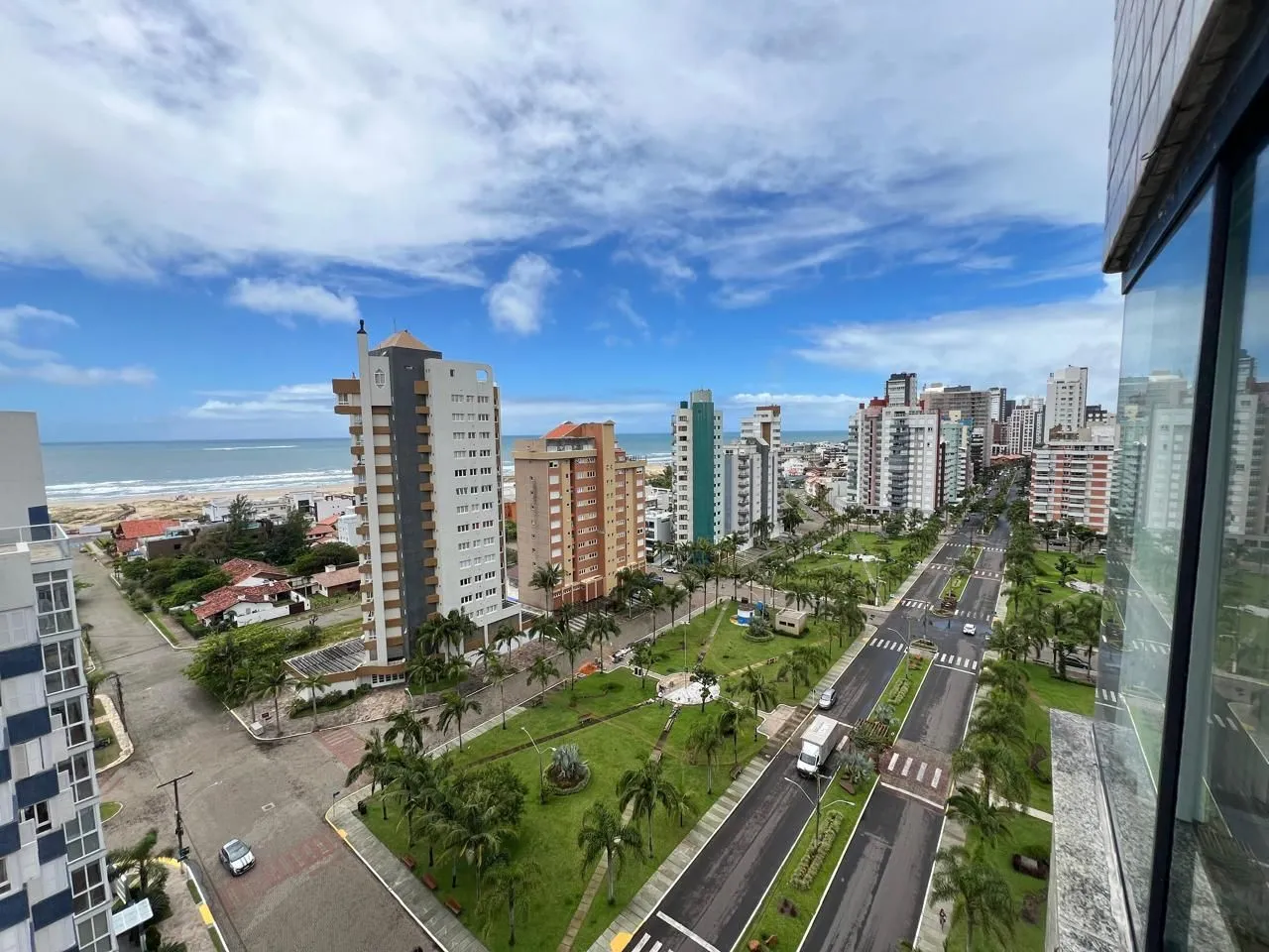 Imagem Apartamento à venda em Torres, Praia Grande, com 3 quartos