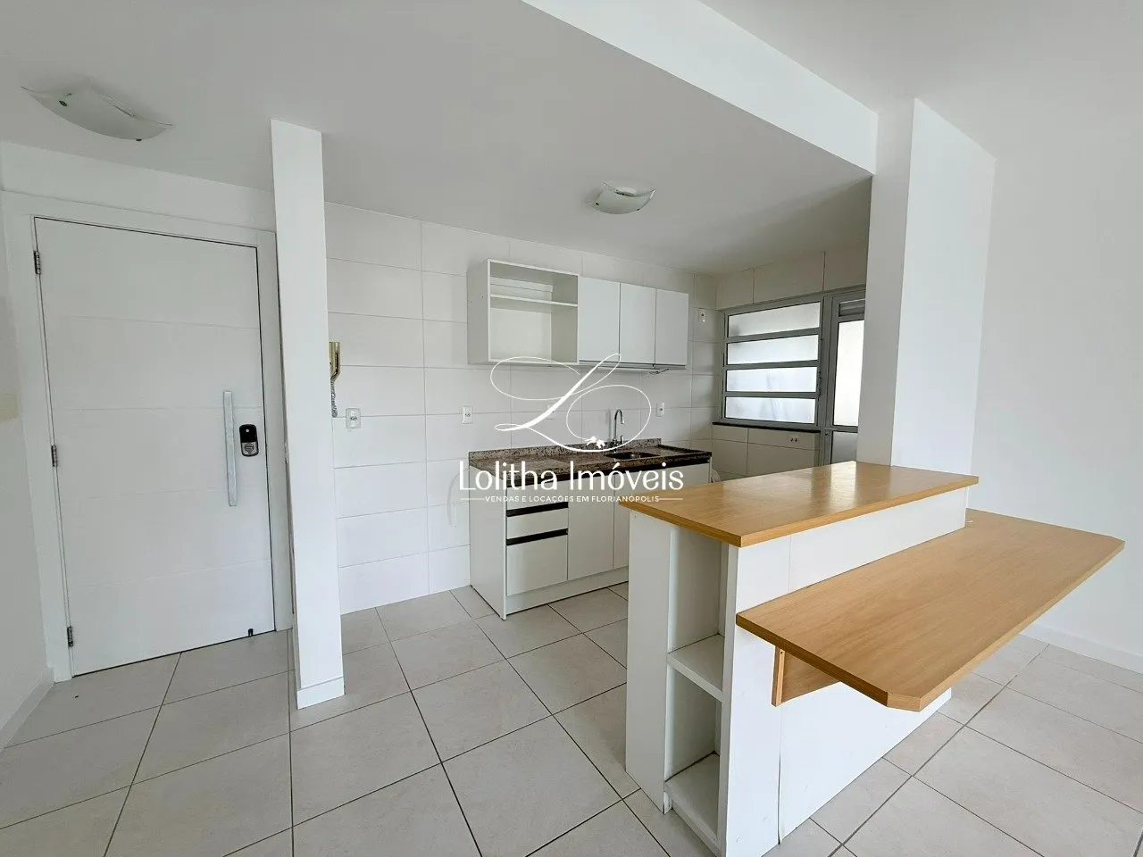 Imagem Cobertura Duplex com 3 suítes e 4 vagas para aluguel- Itacorubi, Florianópolis/SC