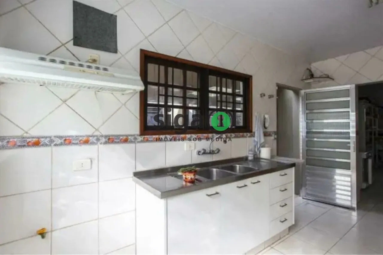 Imagem Casa Assobradada à Venda , com 4 suites, 4 vagas na Vila Madalena