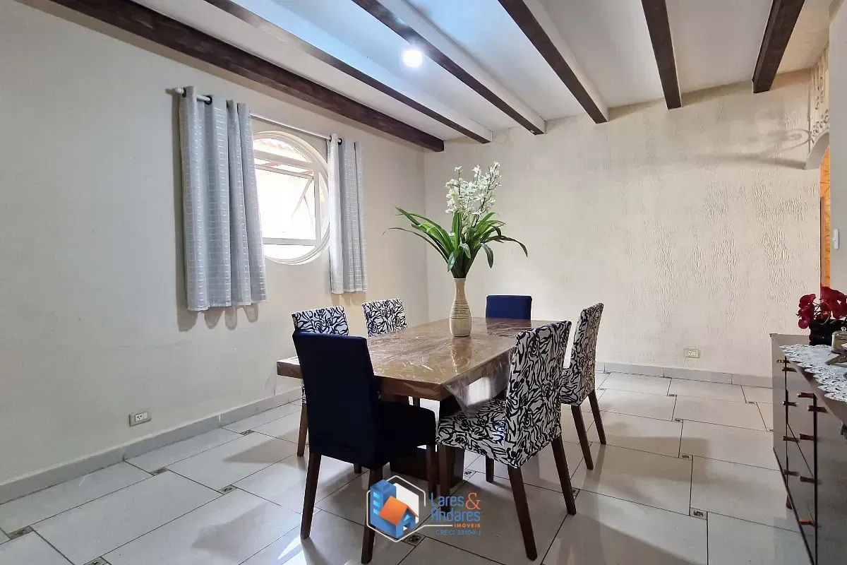 Imagem Casa para venda em Tremembé com 4 quartos, sendo 3 suítes, 554m²