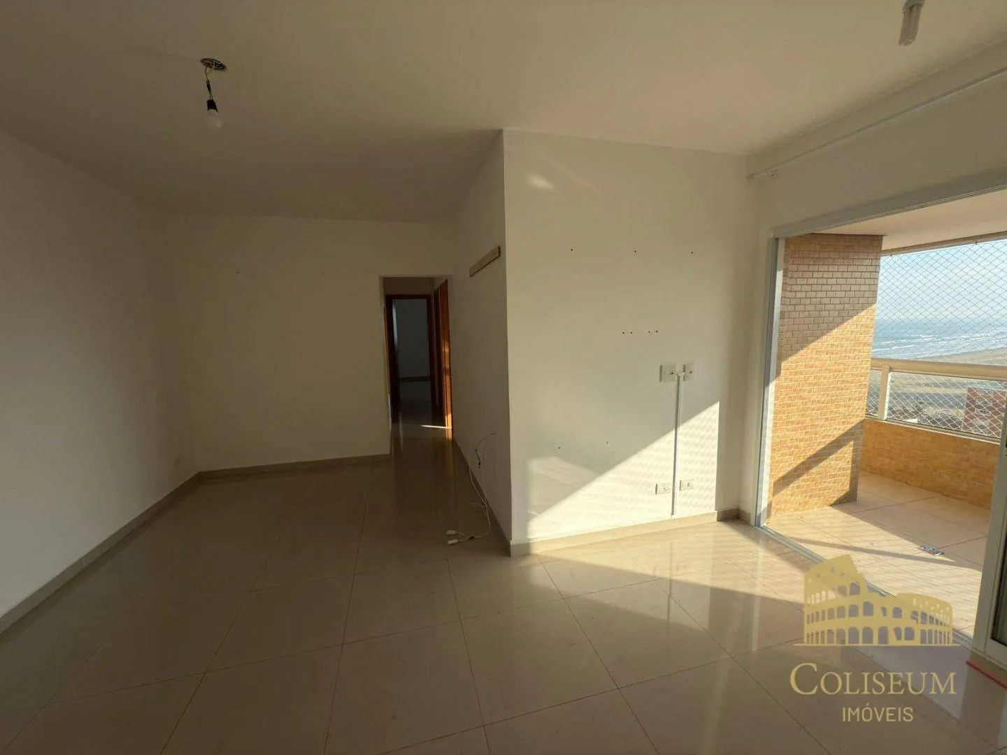 Imagem Apartamento com 2 dormitórios à venda, 85 m² por R$ 995.000,00 - Boqueirão - Praia Grande/SP