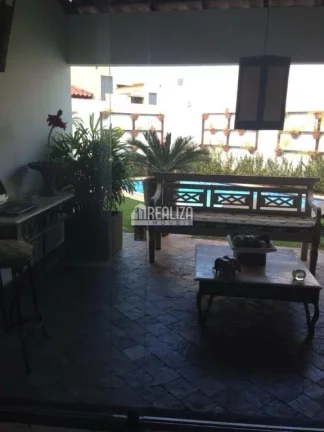 Imagem Imóvel com piscina e churrasqueira no Jardim Novo Horizonte em Uberaba!