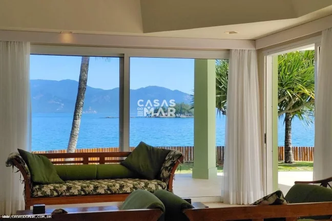 Imagem Casa em Condomínio para Venda em Angra dos Reis / RJ