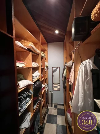 Imagem Oportunidade Única: Linda Chácara de 2.000m² à Venda