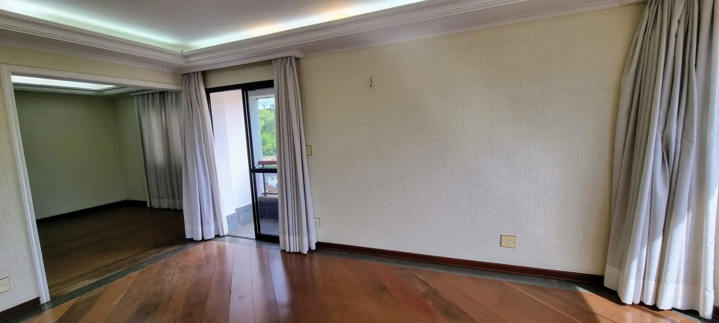 Imagem Apartamento à venda 4 Quartos, 2 Suites, 2 Vagas, 225M², Centro, Guaratinguetá - SP | Edifício Mansão La Boheme