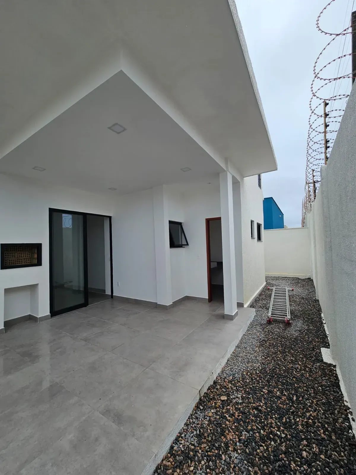 Imagem Casa de Condomínio com 3 Quartos à Venda, 144 metros em Cajupiranga - Parnamirim