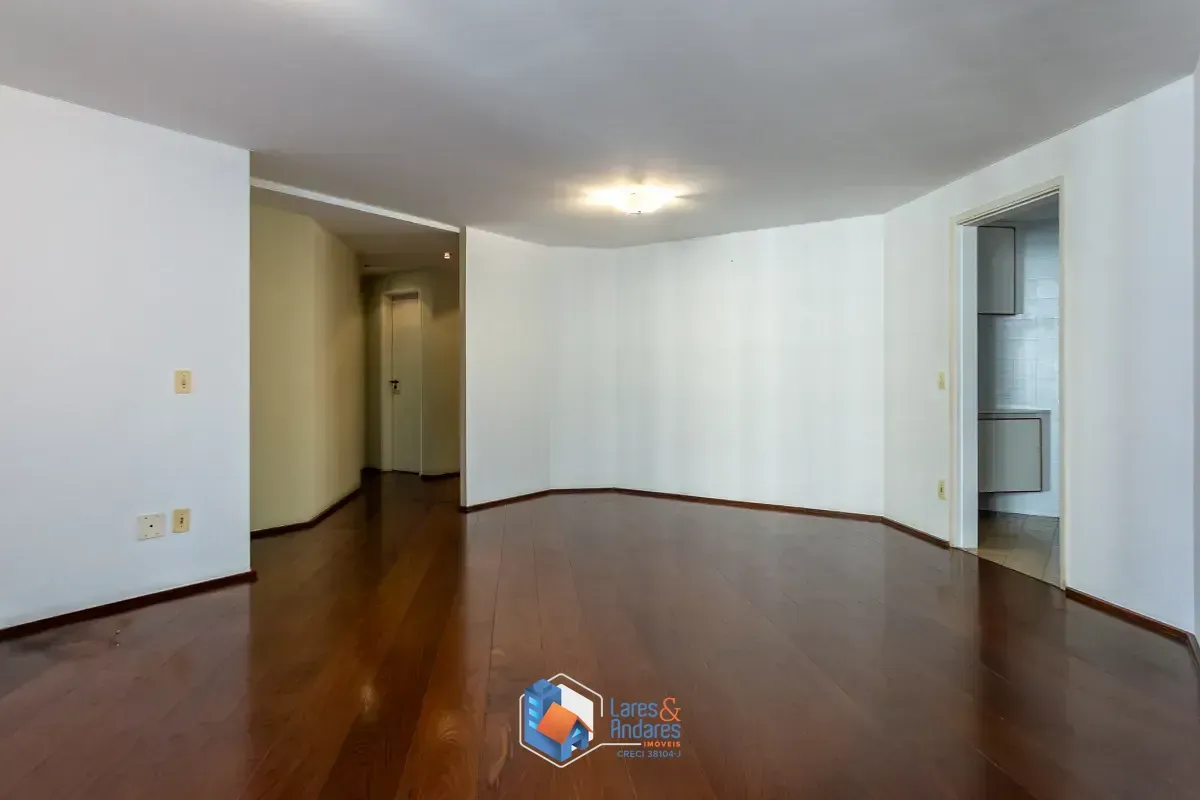 Imagem Apartamento para venda em Moema com 3 quartos, sendo 1 suíte, 120m²