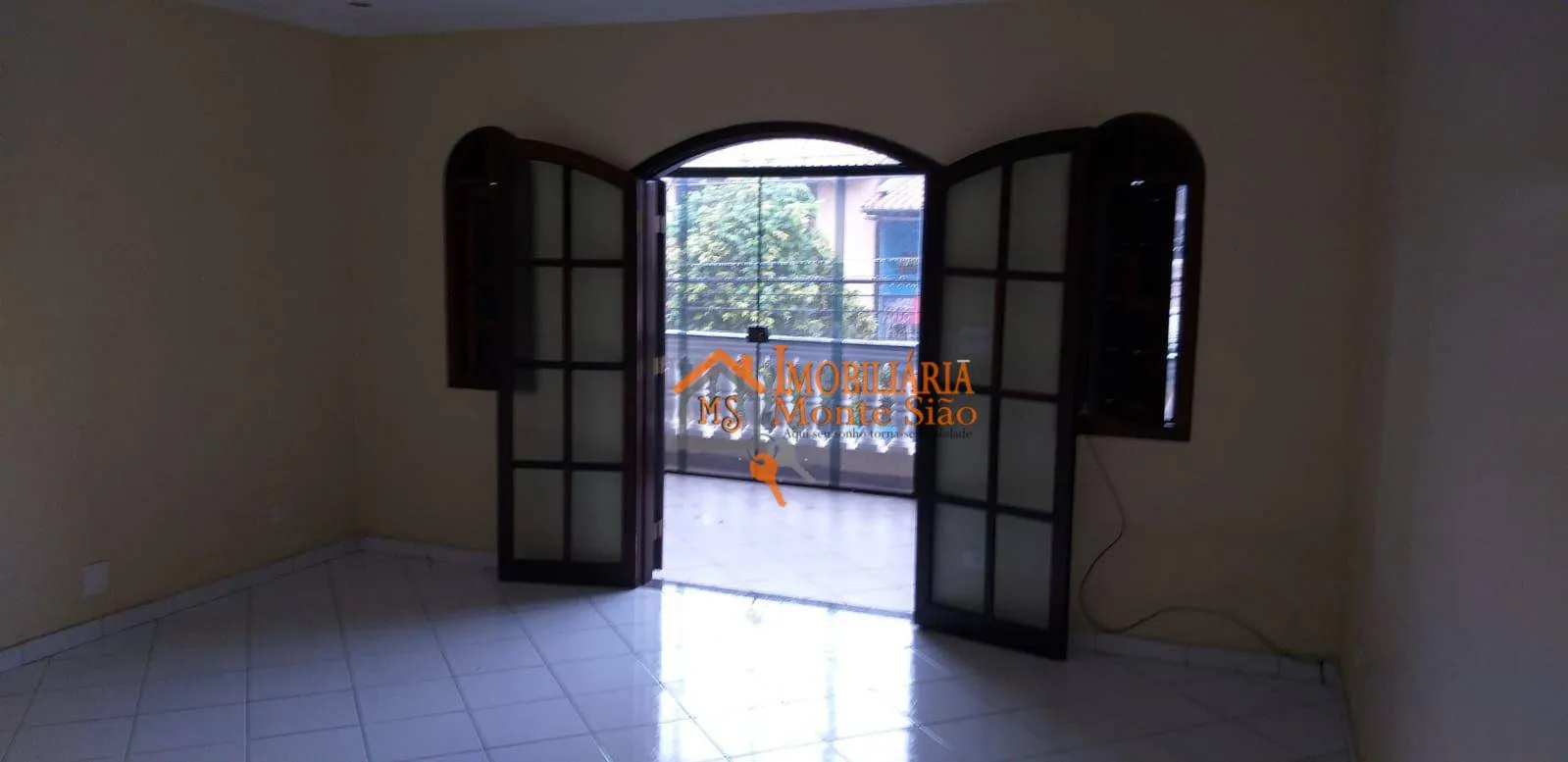 Imagem Casa com 3 dormitórios à venda, 220 m² por R$ 650.000,00 - Parque Continental II - Guarulhos/SP