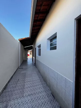 Imagem Casa Pronta para Morar com dois dormitórios em Guilhermina, Praia Grande