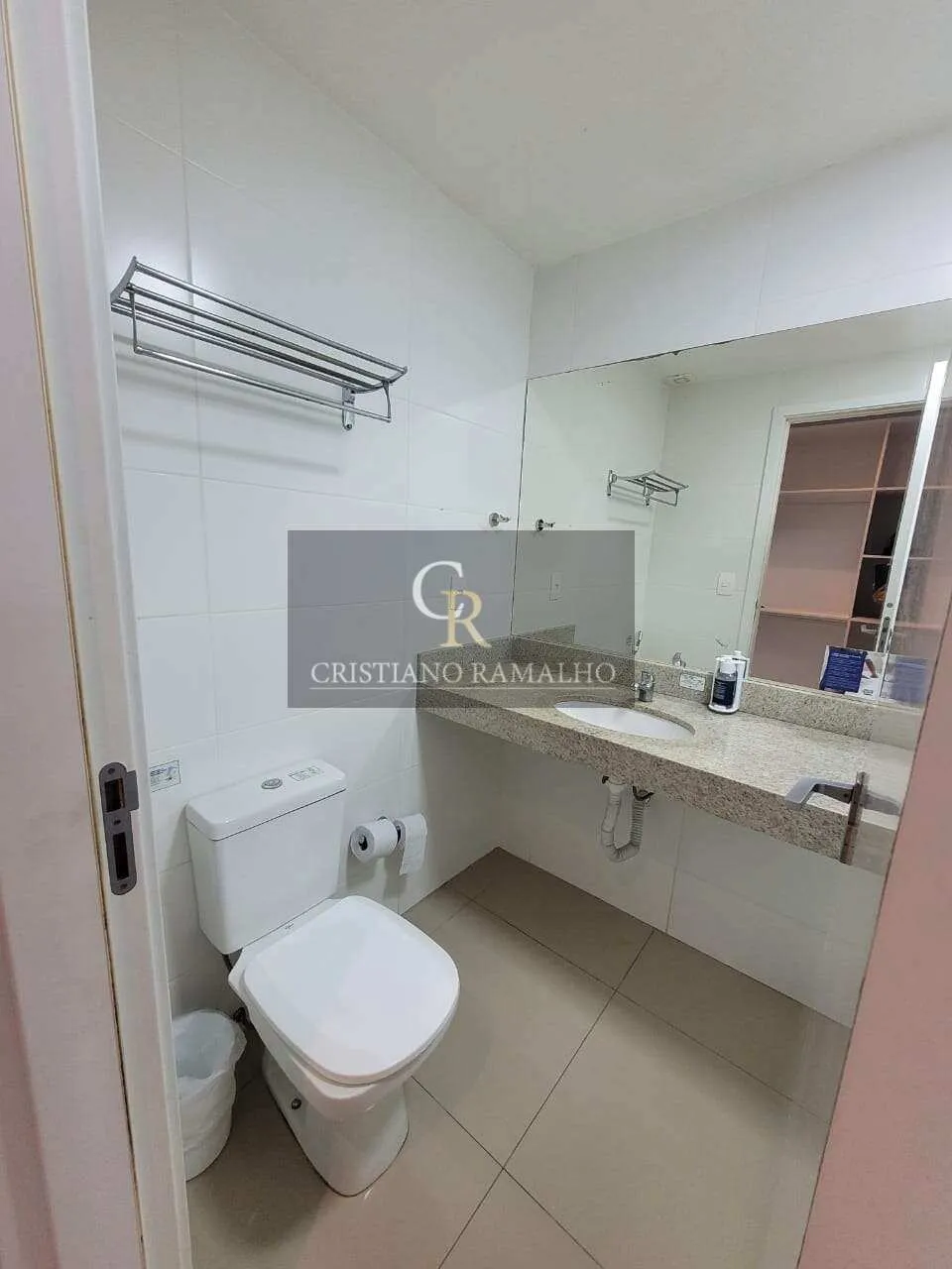 Imagem Flat à venda em Cabo Frio, São Bento, com 1 quarto, 21m2
