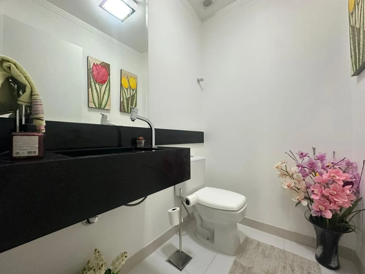 Imagem Apartamento à venda com 197.7m2 por R$ 2.850.000,00