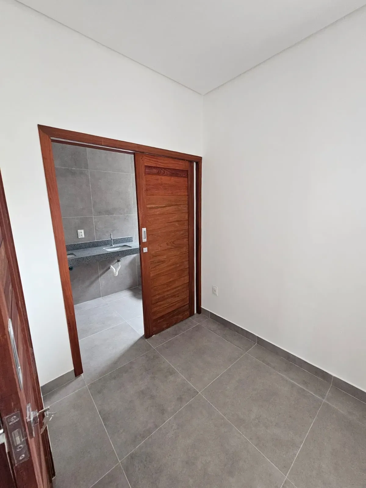 Imagem Casa de Condomínio com 3 Quartos à Venda, 144 metros em Cajupiranga - Parnamirim