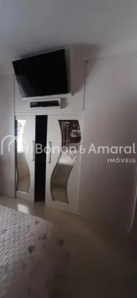 Imagem Excelente casa à venda, com 230m² de área construída no Parque Taquaral, em Campinas. Contendo 3...
