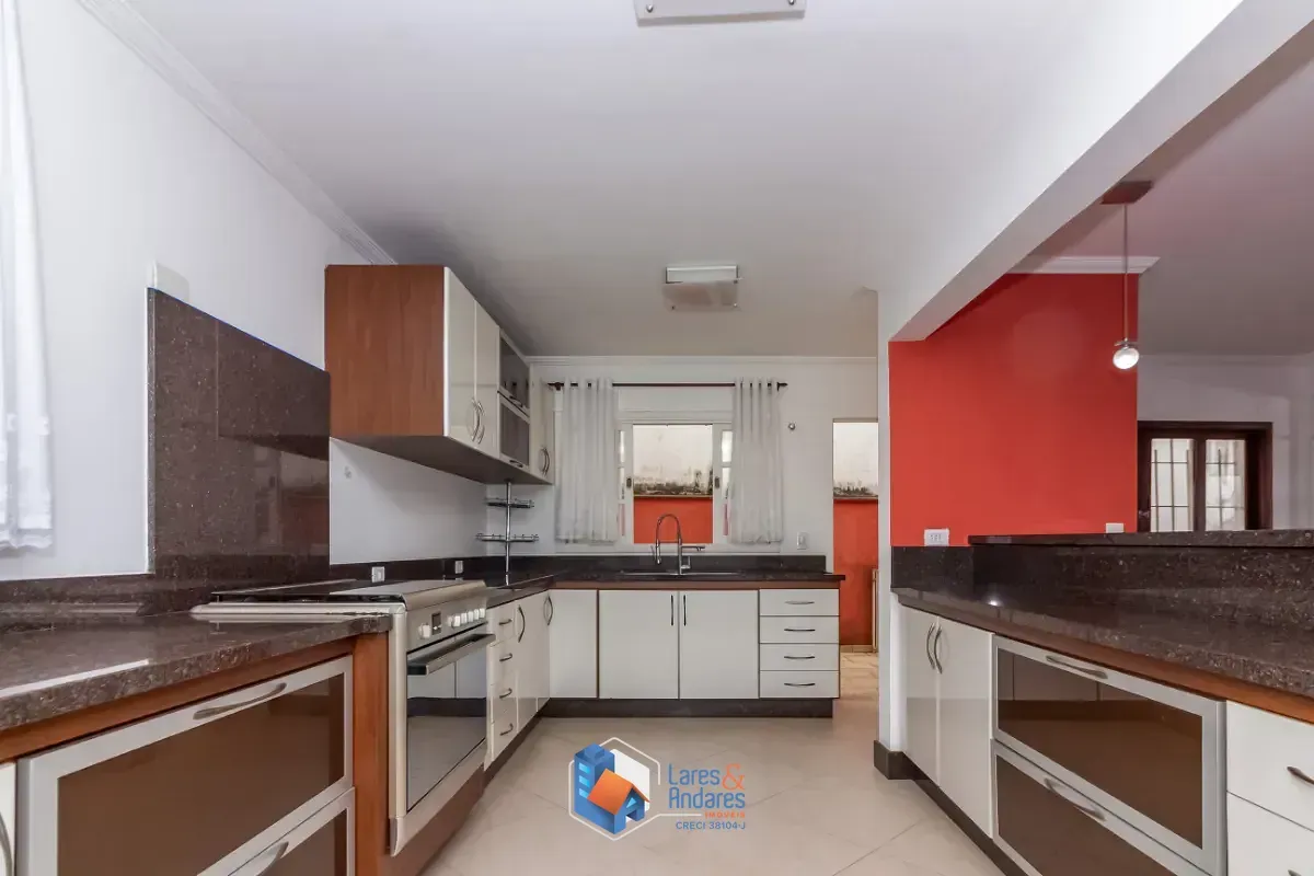 Imagem Casa para venda em Vila Albertina com 3 quartos, sendo 1 suíte, 413m²