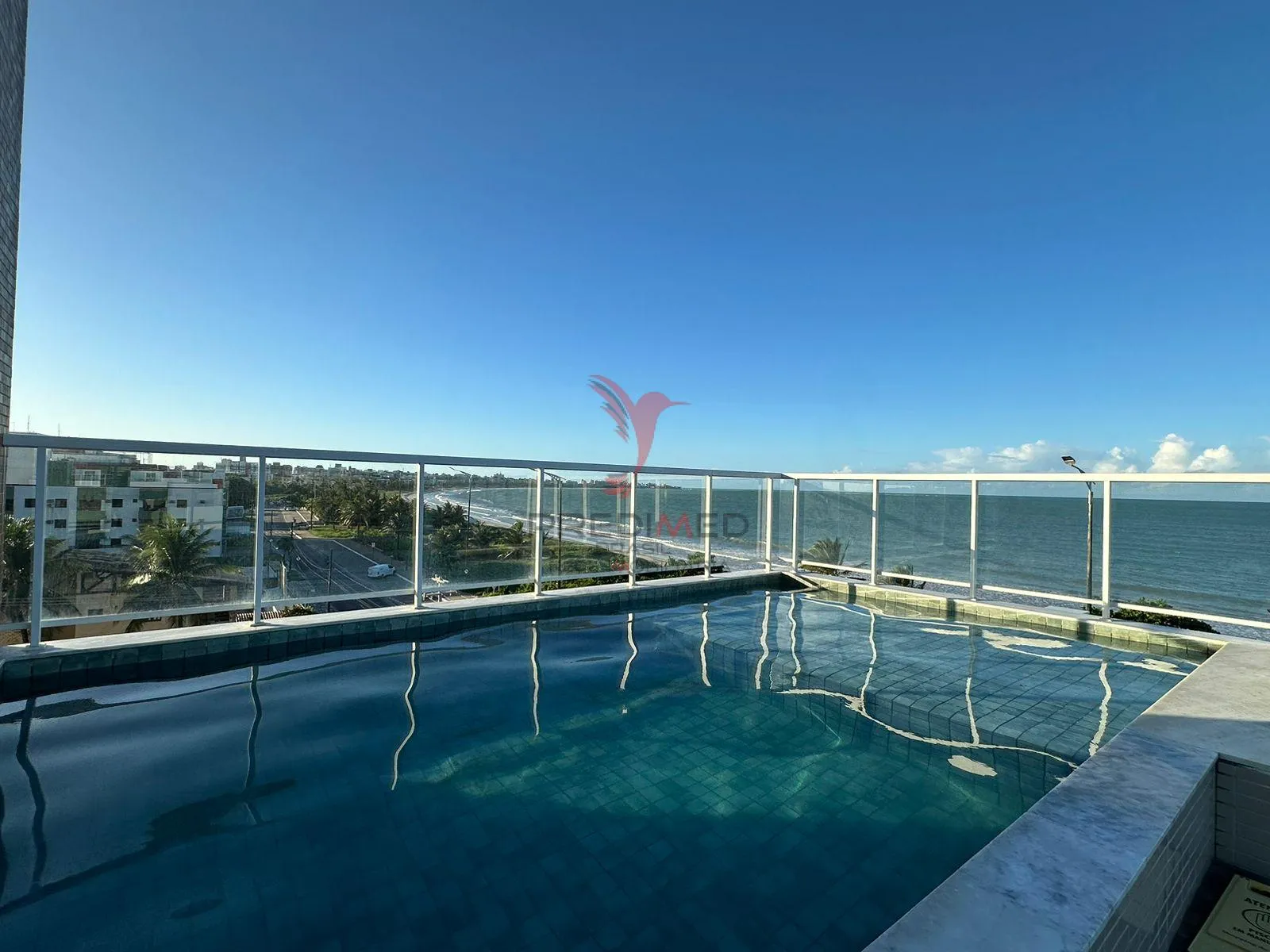 Imagem Vende-se Flat pronto para investimento na beira-mar do Bessa