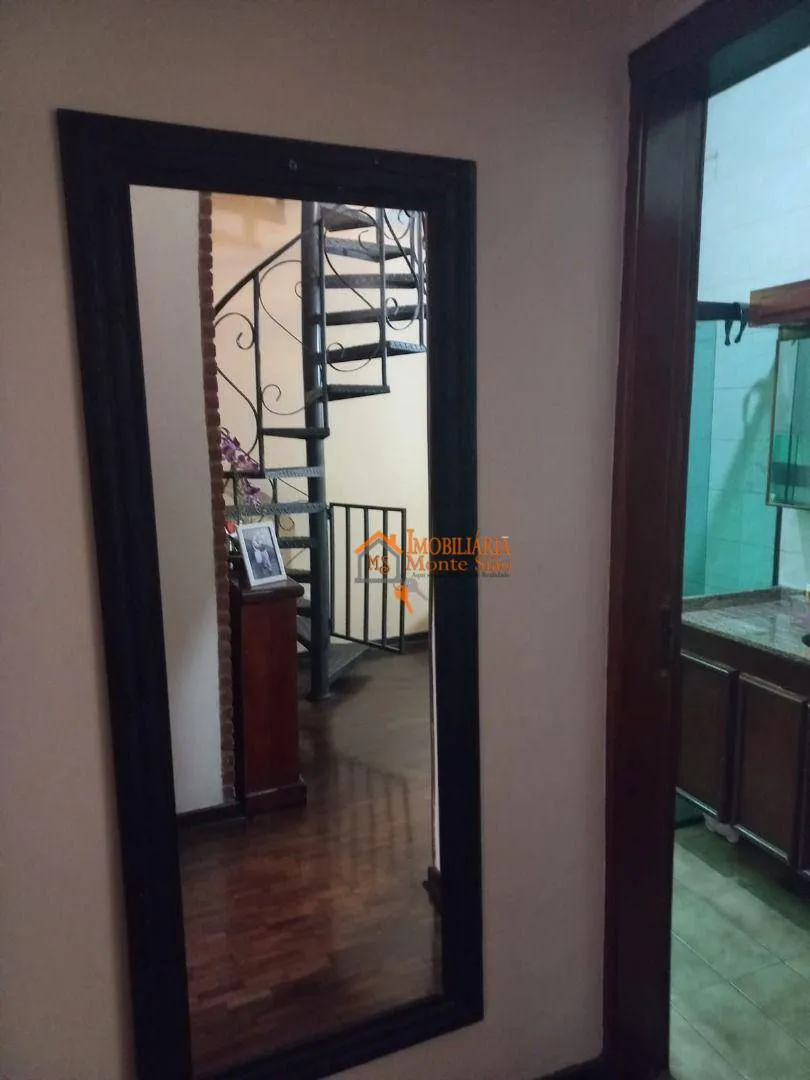 Imagem Sobrado com 3 dormitórios à venda, 205 m² por R$ 1.568.800,00 - Jardim Santa Francisca - Guarulhos/SP