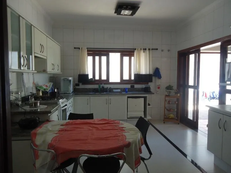 Imagem Imperdível oportunidade: Casa em condomínio à venda em Valinhos-SP, 4 quartos, 4 suítes, 2 salas, 5 banheiros, 4 vagas, 283m².