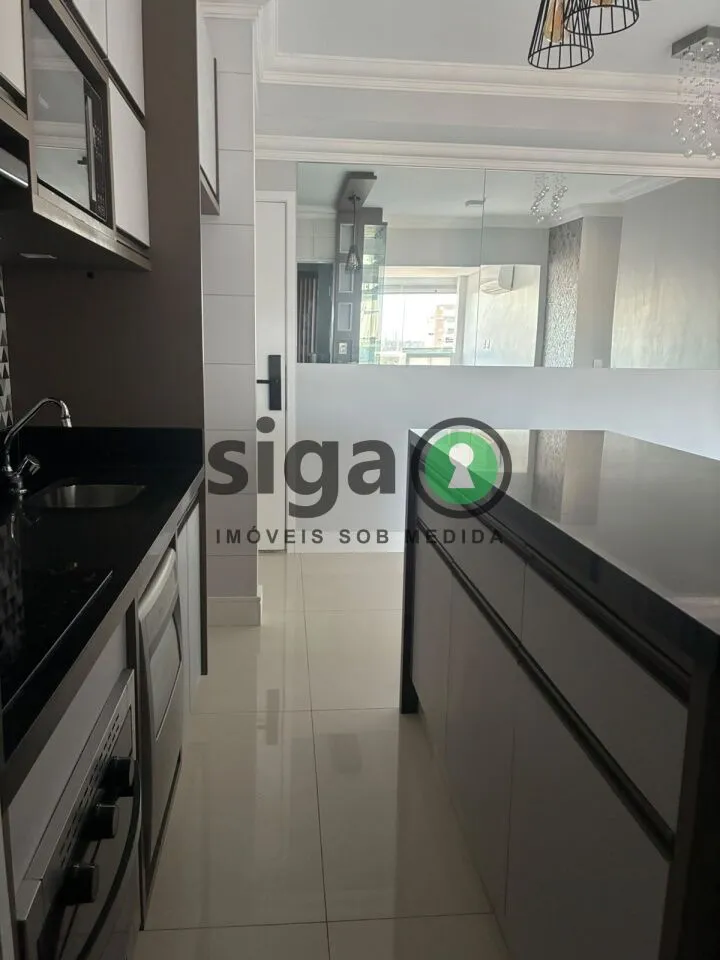 Imagem LOCAÇÃO Apartamento (Semi Mobiliado) Campo Belo com 2 quartos, uma suíte e duas Vagas