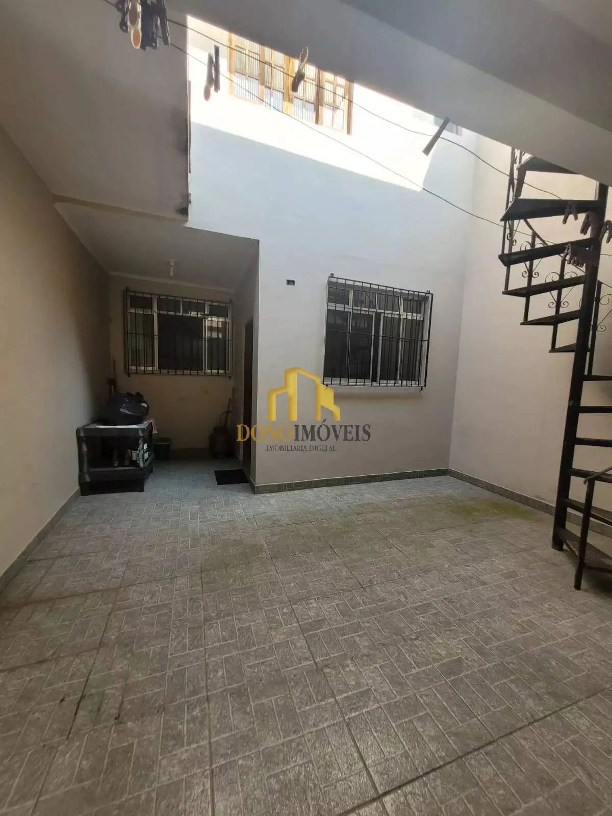 Imagem Sobrado à Venda com 4 dorms, 2 vagas, Bairro Parque Selecta II SBC