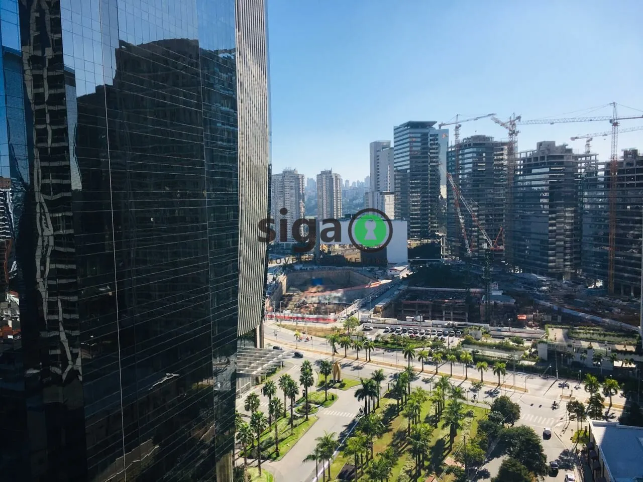 Imagem Sala Comercial 56m² no Neo Corporate 2 Vagas, Alto Andar e Próxima à CPTM