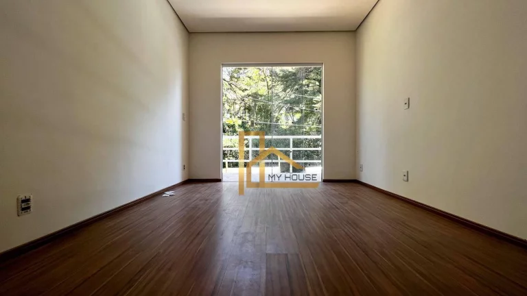 Imagem Casa nova com 4 suítes em meio a Natureza na Granja Guarani em Teresópolis-RJ