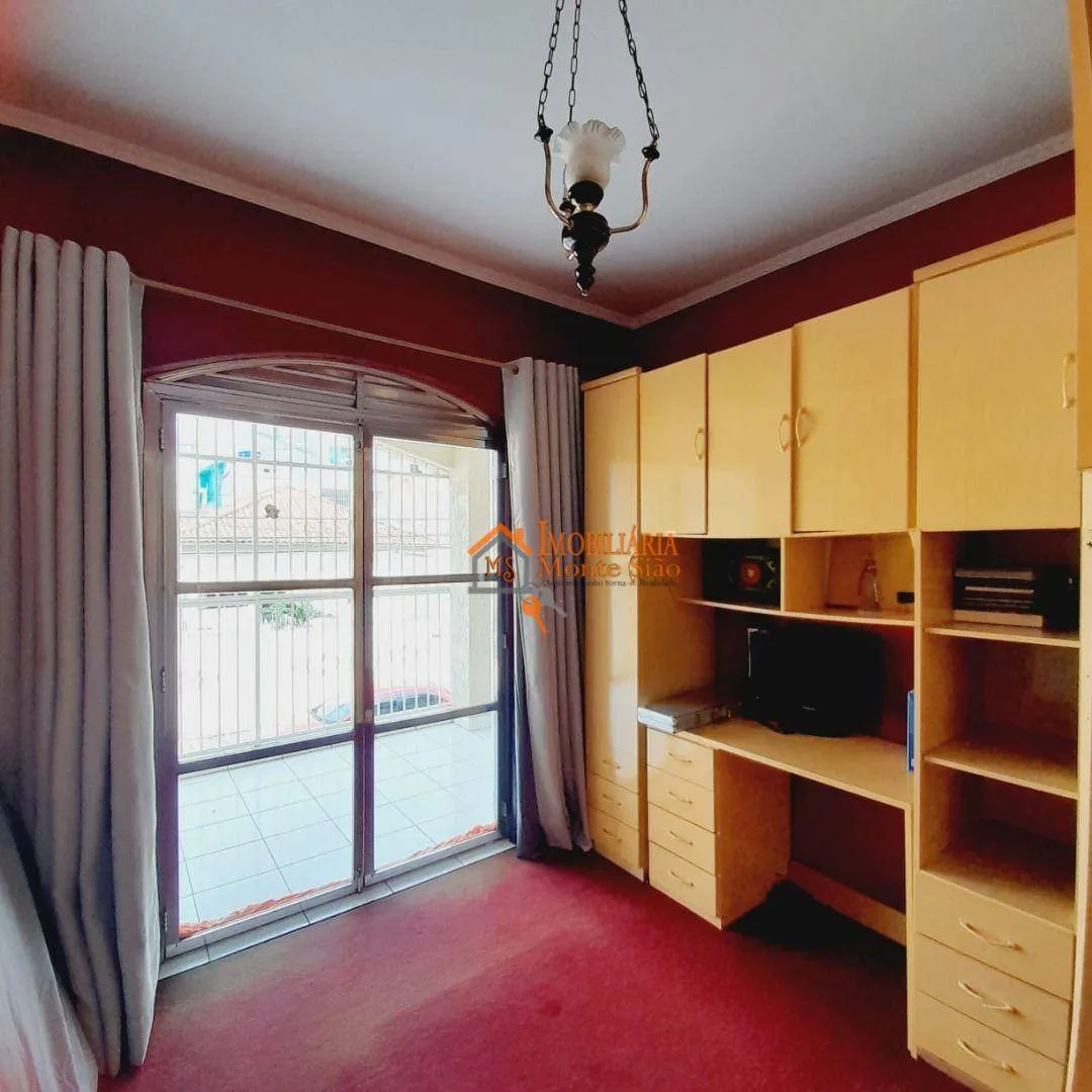 Imagem Sobrado com 4 dormitórios à venda, 280 m² por R$ 850.000,00 - Jardim Presidente Dutra - Guarulhos/SP