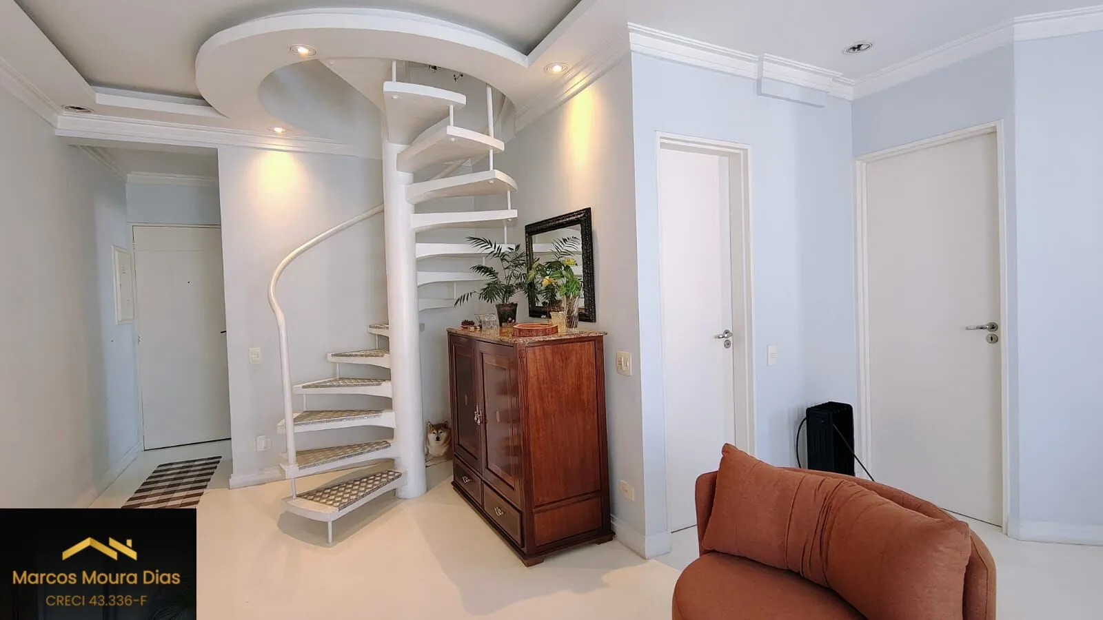 Imagem Apartamento Cobertura Duplex em Perdizes com 2 Suítes, Churrasqueira, 2 Vagas de Garagem, Edifício com Portaria 24 hs