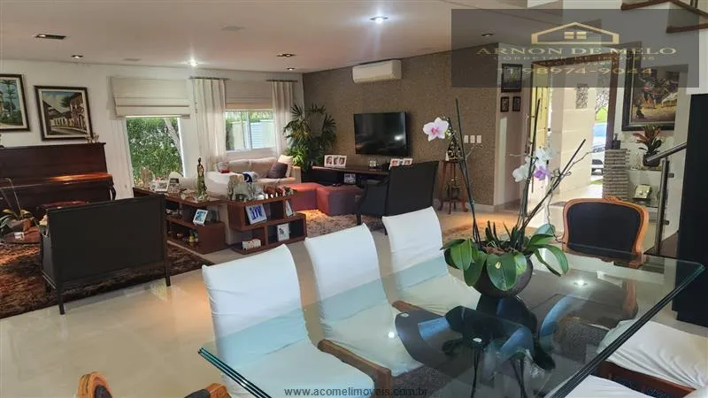 Imagem Casas para venda em Santana de Parnaiba no bairro Condomínio Burle Marx