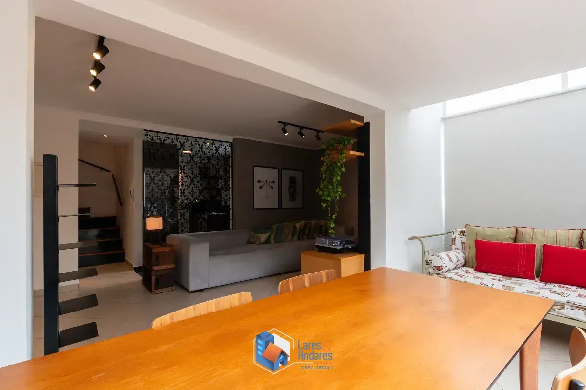 Imagem Duplex para venda em Pinheiros com 2 quartos, sendo 2 suítes, 110m²