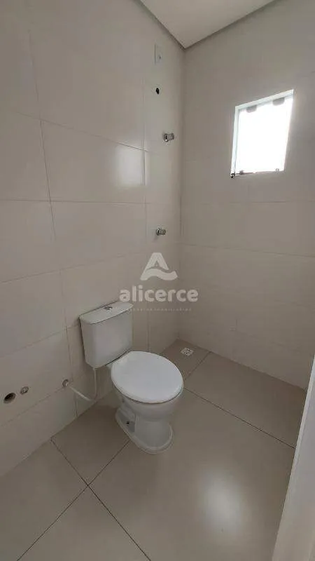 Imagem CASA 3 QUARTOS COM SUÍTE, PISCINA E EDÍCULA - SERRARIA - SÃO JOSÉ/SC