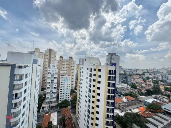 Imagem Apartamento à venda em Pinheiros, São Paulo-SP: 2 quartos, 2 suítes, 1 sala, 4 banheiros, 2 vagas de garagem. Confira!