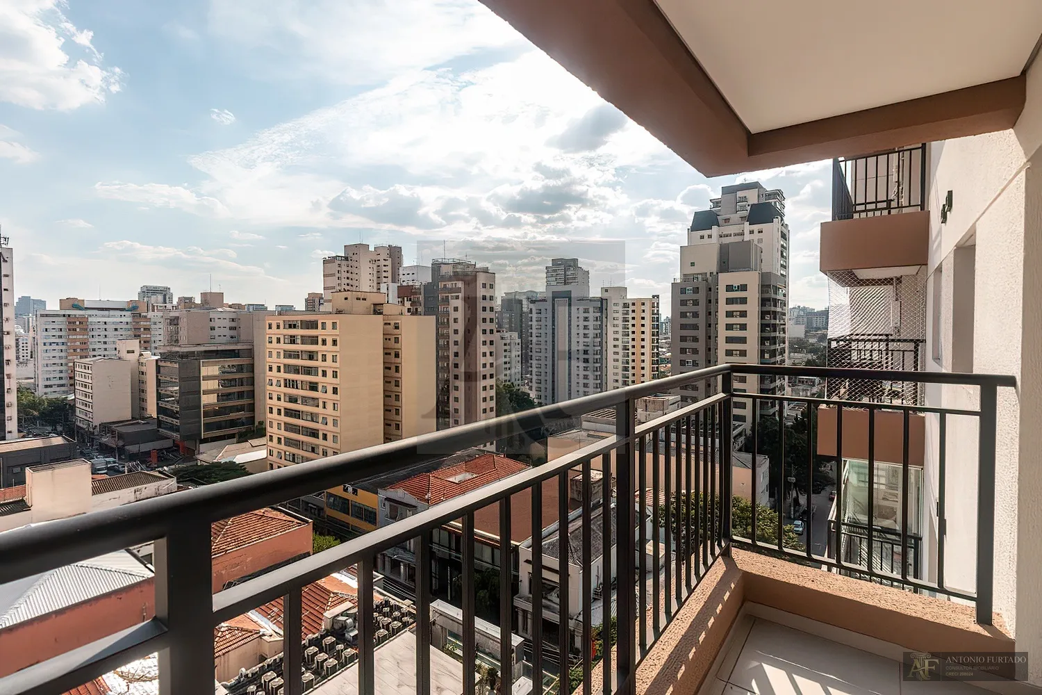 Imagem Apartamento à venda em Pinheiros, São Paulo