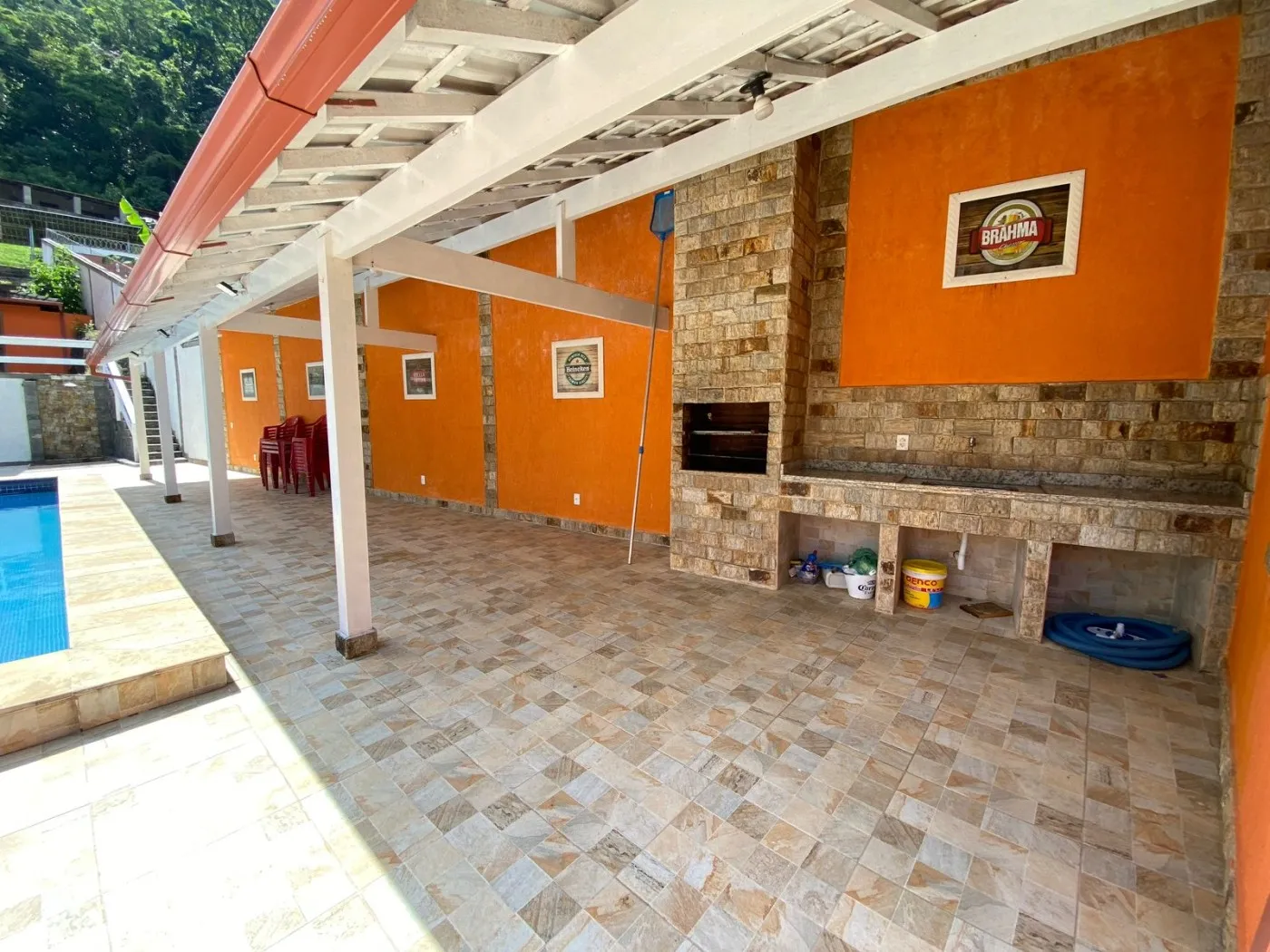 Imagem Casa em Condomínio para Venda em Teresópolis / RJ no bairro Granja Guarani