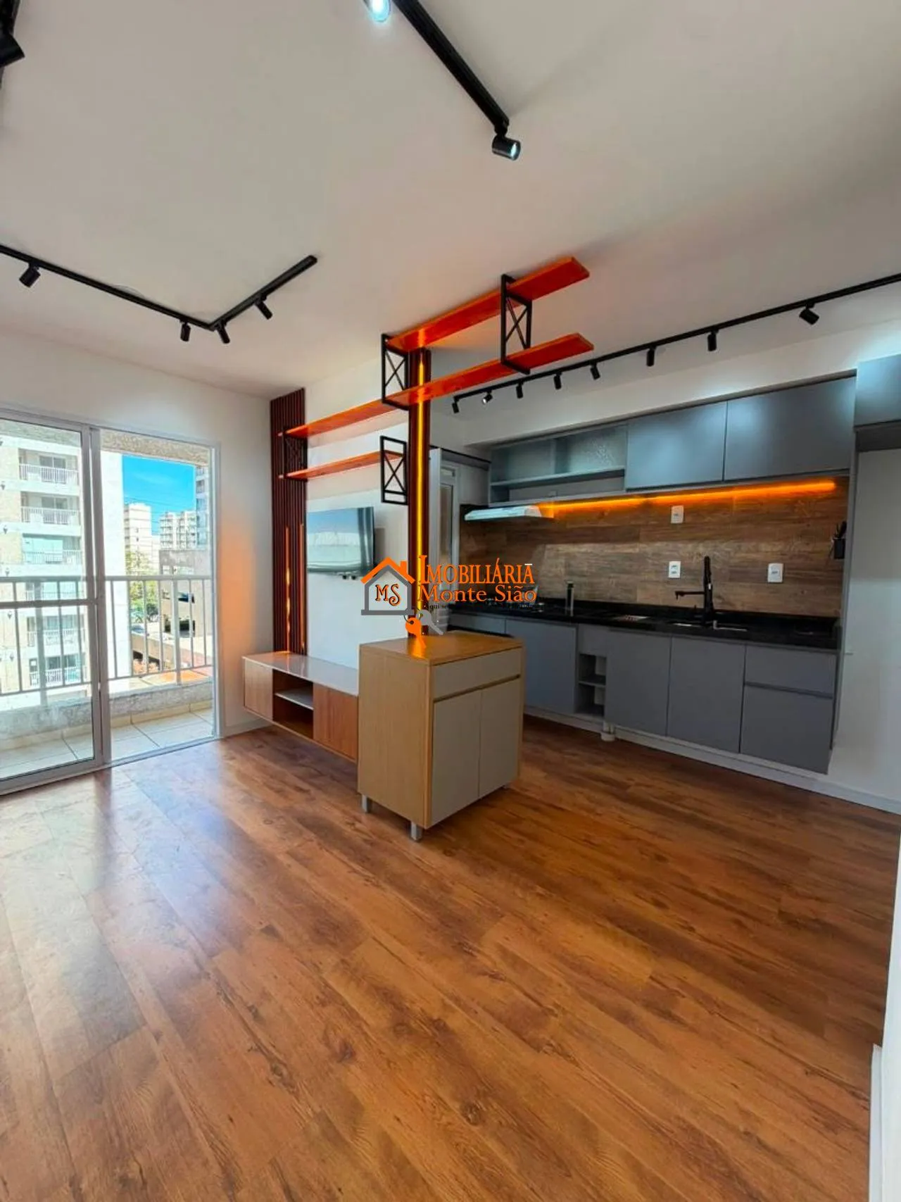 Foto do imóvel Apartamento com 2 dormitórios à venda, 44 m² por R$ 440.000,00 - Vila Itapegica - Guarulhos/SP