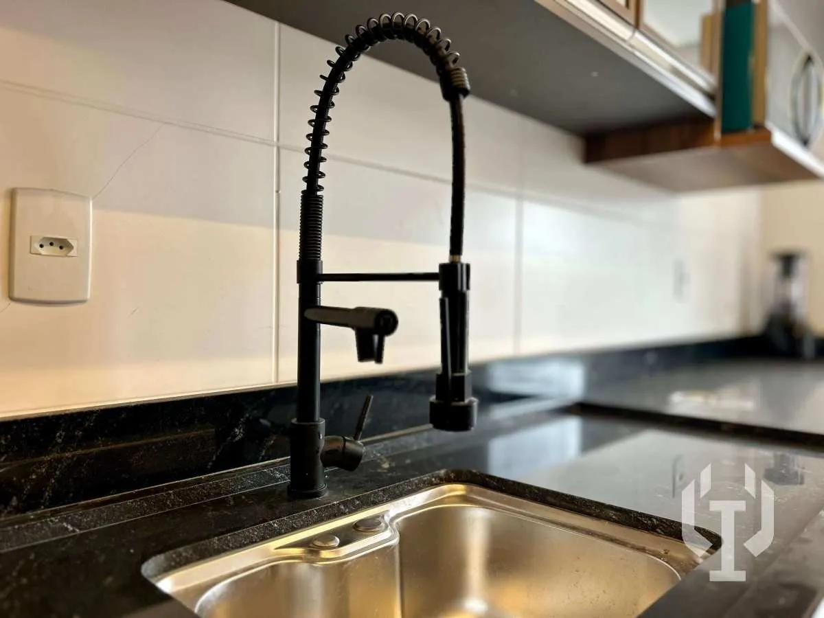 Imagem Oportunidade para quem deseja morar ou investir, apartamento 100% mobiliado, pronto para uso, 2 dormitórios em ótima localização